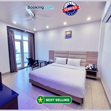 Puri Hotel G R P Puri, A Premier Beachfront Luxury Hotel Sea Beach And Temple Fully Air Conditioned Hotel With Lift-Wifi-Parking And Swimming-Pool, Breakfast Included, Best Hotel In Puri Exterior photo